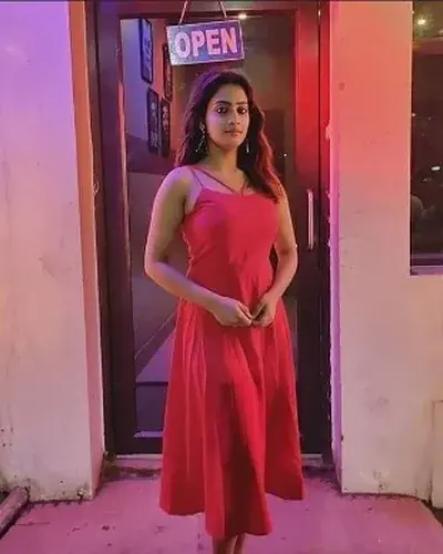 Escorts Tirap